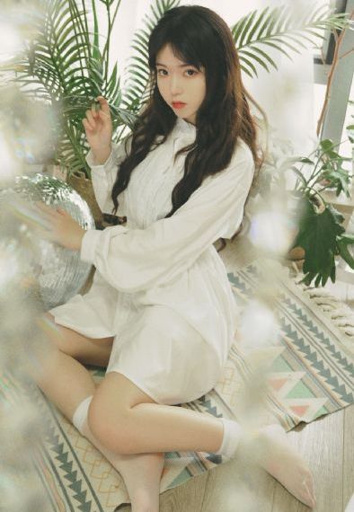 女人让摸小秘视频_BD韩语电影全集观看