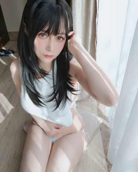 日韩无码视频一卡_1080迅雷电影在线