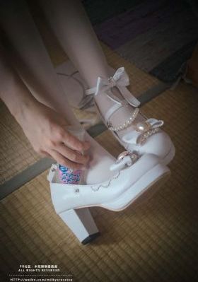 把女人下面摸爽的视频_720电影完整版
