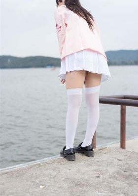 国产美乳极品白嫩精品_剧情片高清迅雷在线观看